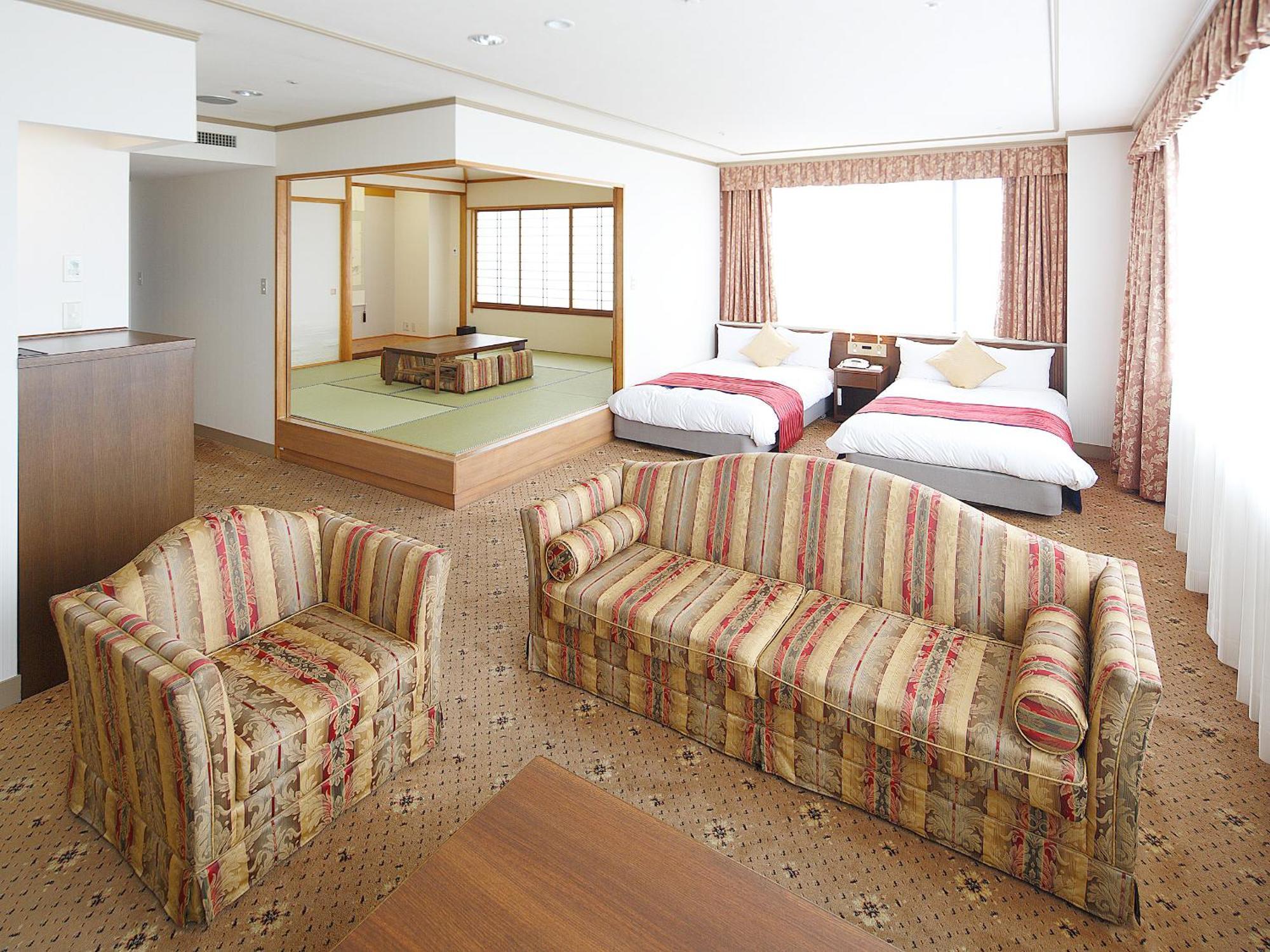 Grand Mercure Hamana & 5*